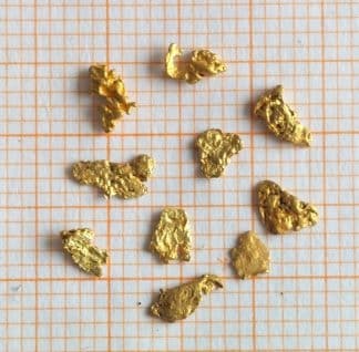 Kultahippuja noin 0.50g 7-10 kpl 4-5mm