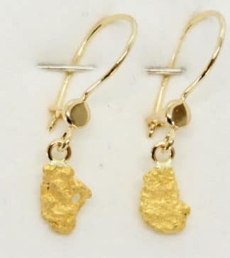 Korvakoru riipus2kpl kultahippu 4x6mm ArcticGold Lemmenjoki