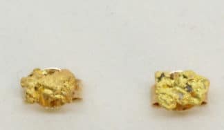 Kultahippu korvanapit(2kpl) 3x5mm Gold Lemmenjoki