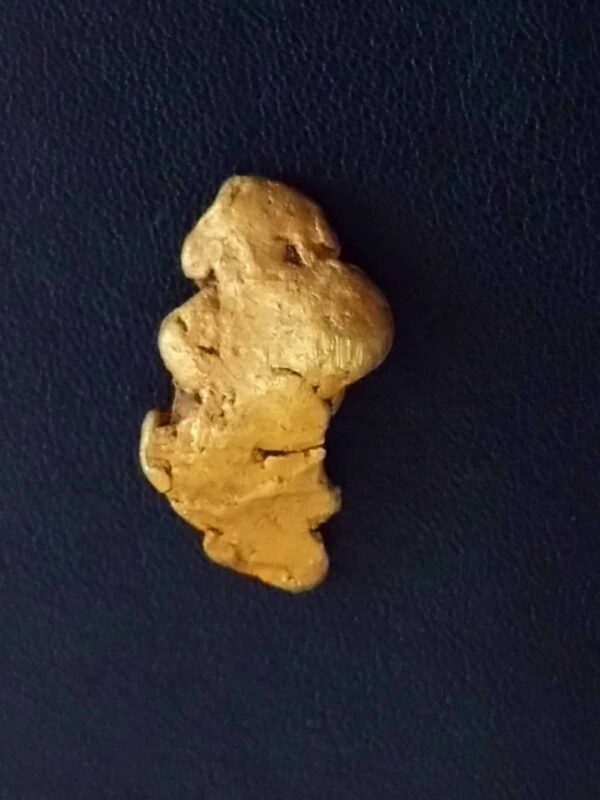 Harvinainen ISOMUS kultahippu 8.28 g Vuijemilta