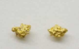 Kultahippu korvakoru napit 5x7mm  Lemmenjokikoru Alhonen